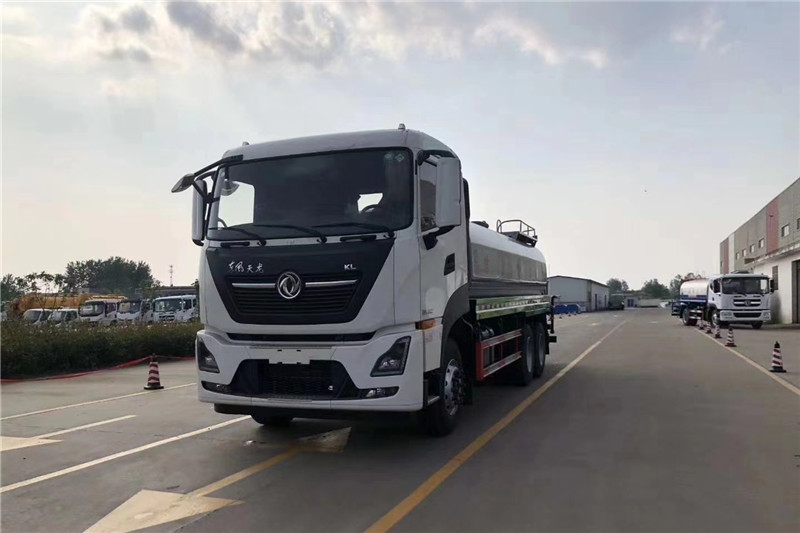 東風(fēng)天龍后八輪20噸噴霧車，國六綠化噴灑車