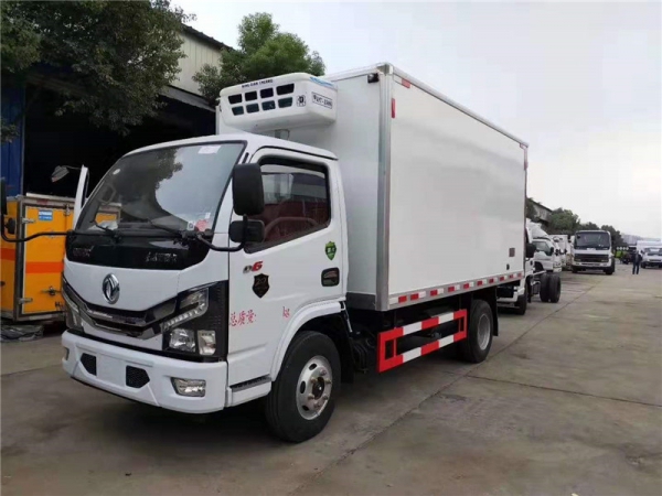 東風(fēng)多利卡冷藏車(chē)國(guó)六